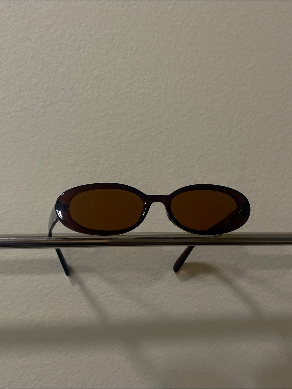 90s Oval Women's Sunglasses in Dark Brown